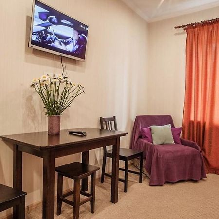 Central Cozy Apartment With Parking! Liov Exterior foto