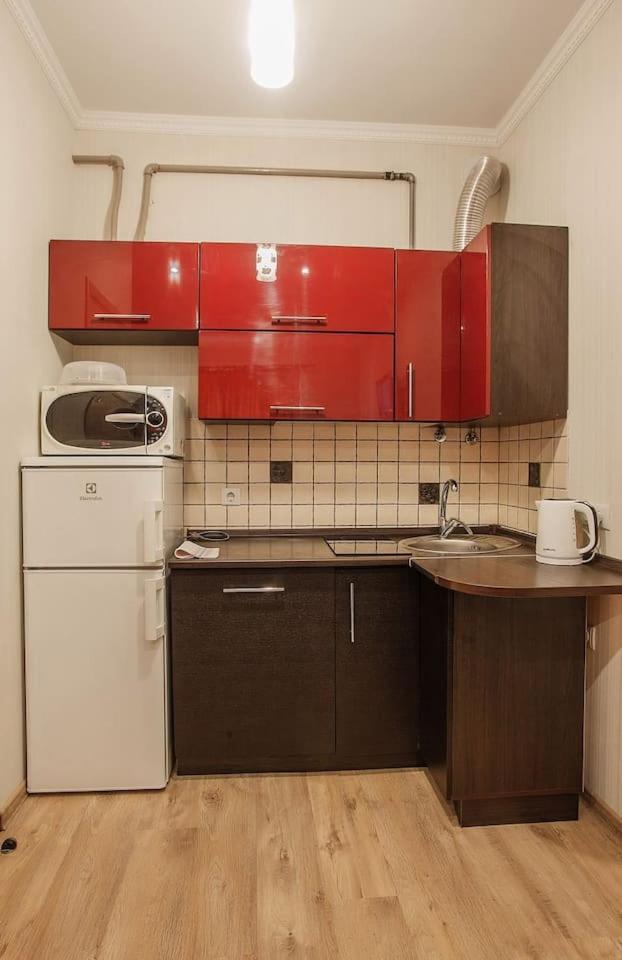 Central Cozy Apartment With Parking! Liov Exterior foto