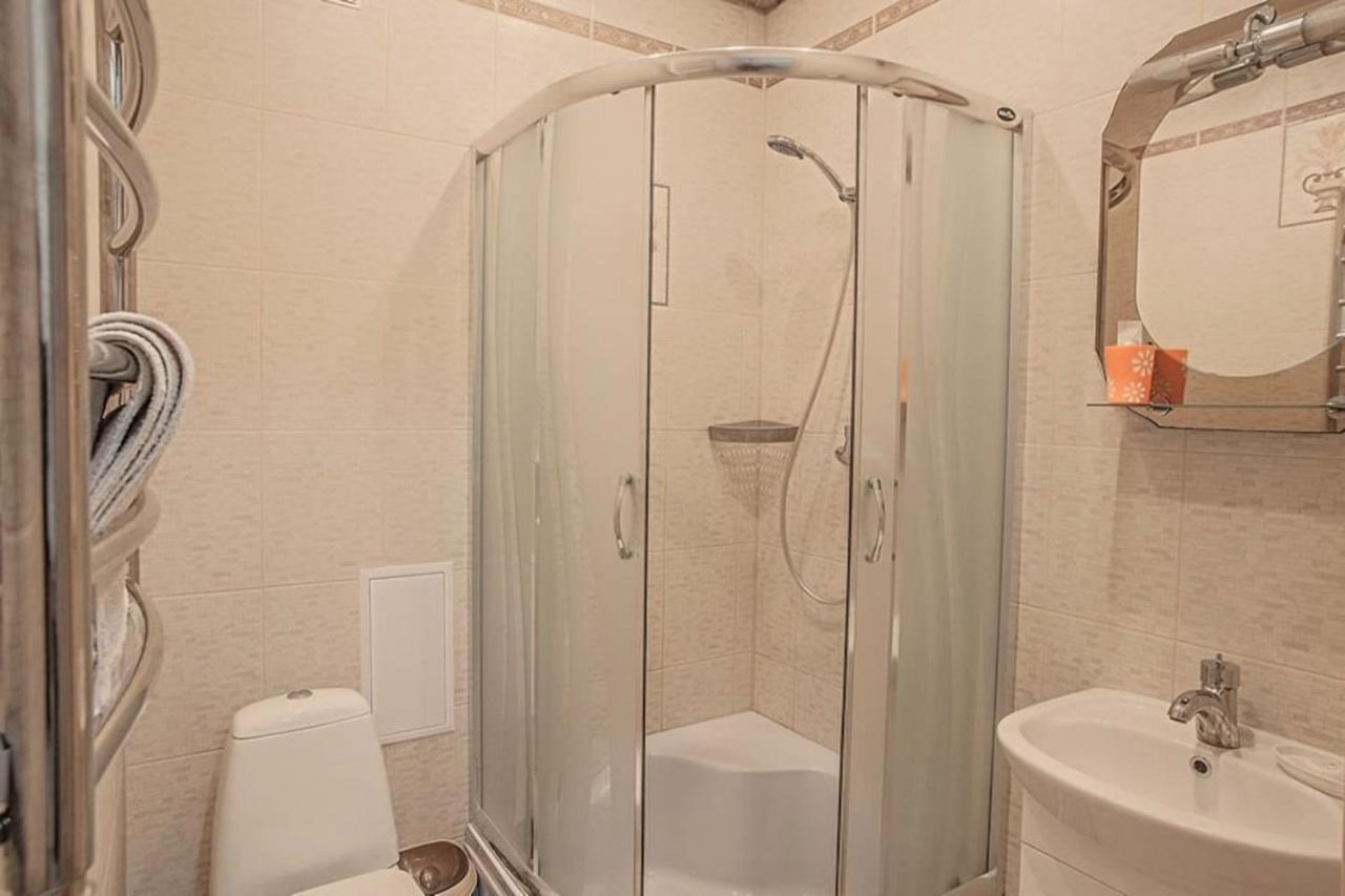 Central Cozy Apartment With Parking! Liov Exterior foto